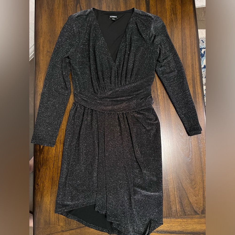 EXPRESS Dress Metallic draped V-neck  
Shimmer Black Size Medium